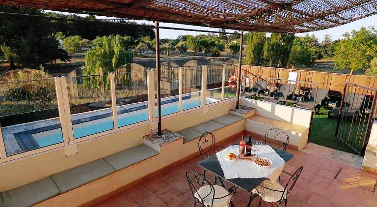 Villa with pool — photo 3