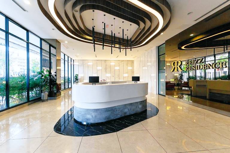 Holiday apartment with pool, yard & sauna | Perfect for remote work | Pets allowed in Kuala Lumpur
