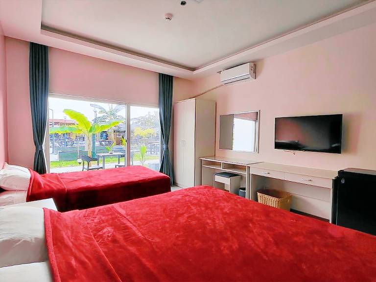Blue hotel & resort — photo 2