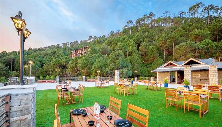 Tatva Nest: Scenic 2BHK-Kasauli-Vimoksha Homestays — photo 4