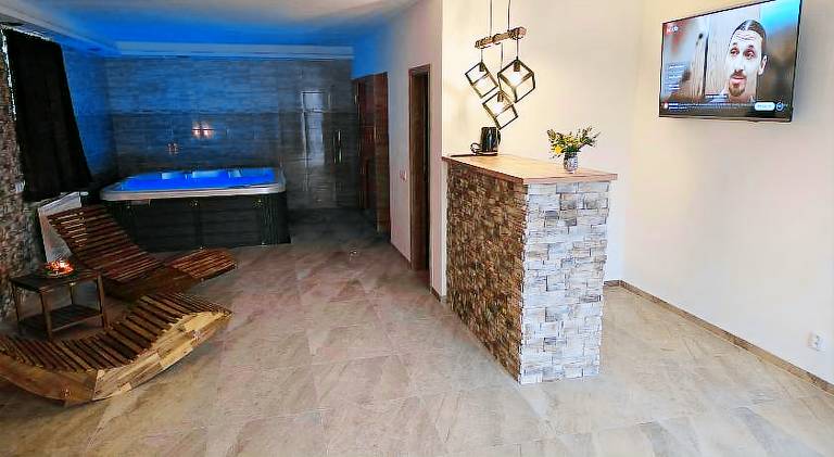 NEZNASOVY Restaurant - Penzion - Wellness - Sauna - SPA — photo 3
