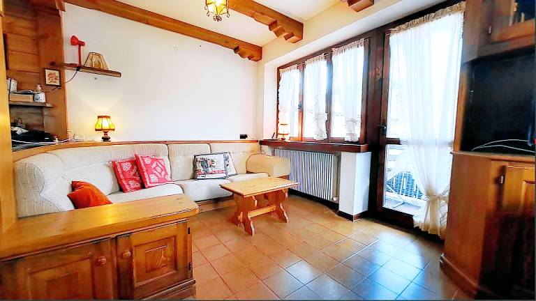 Holiday apartment with patio | Garden view in Belluno