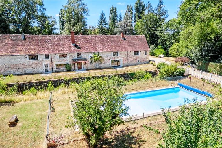 Children-friendly beautiful vacation home with garden, barbeque & private pool | Lake view | Dogs allowed — photo 3
