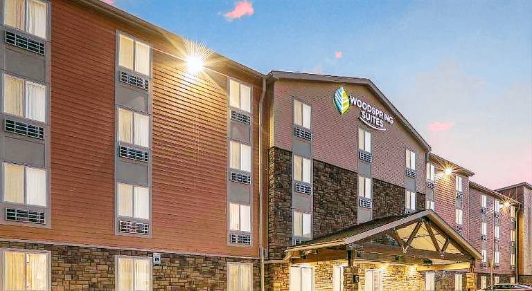WoodSpring Suites Novi Farmington — photo 2