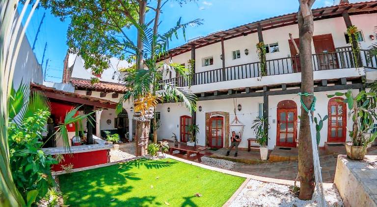 Island Life Hostel