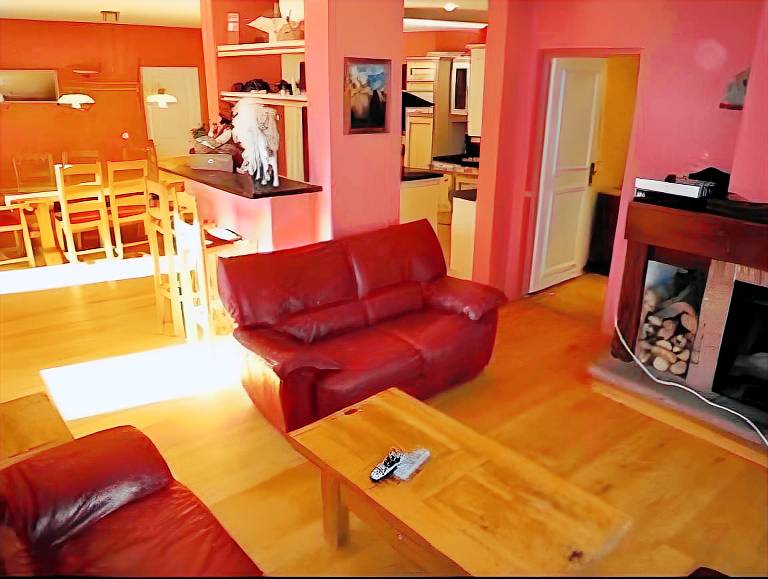 Apartment President, Alpes Agency, Central Chamonix, Sleeps 12 in Chamonix-Mont-Blanc