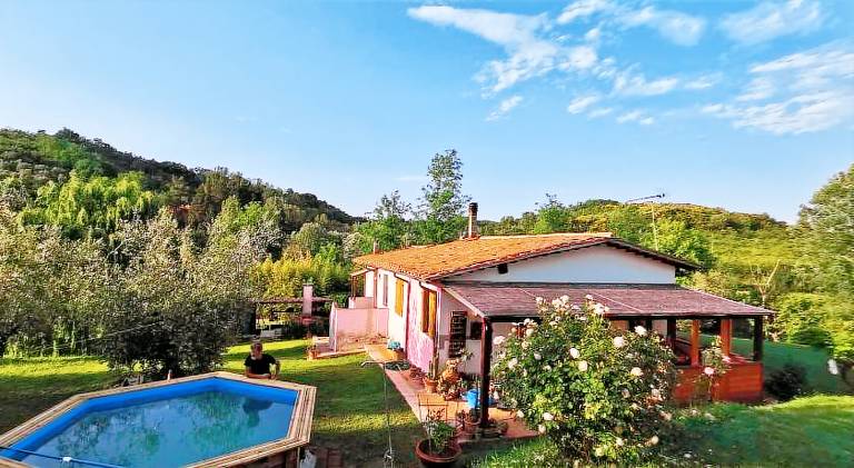 Farm with garden, barbeque & patio in Casciana Terme Lari