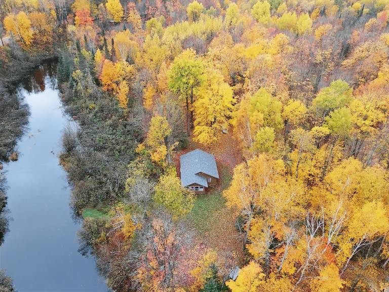 Cabin  Drummond