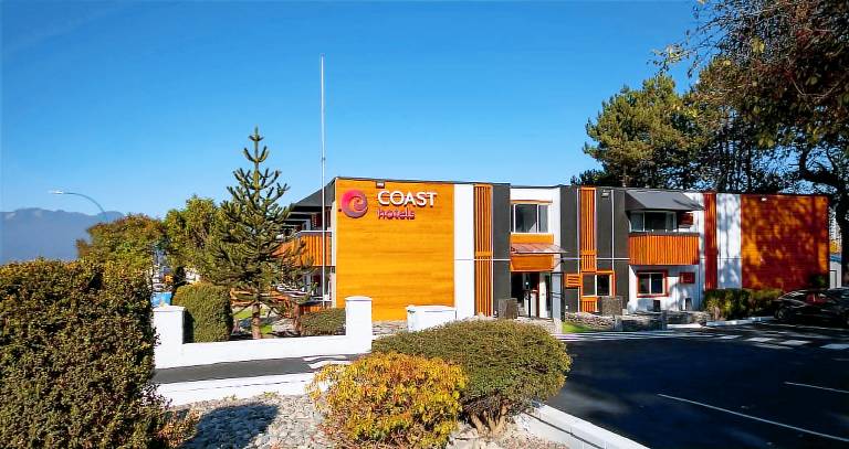 Coast Metro Vancouver Hotel in Burnaby, BC