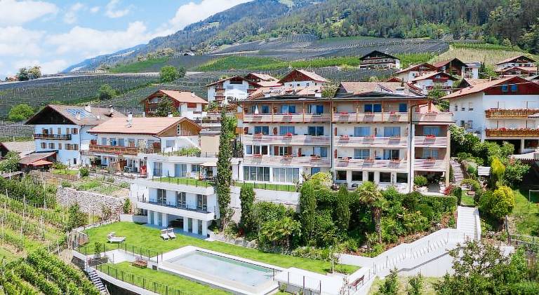 Apparthotel Zunneler in Schenna