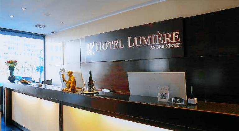 Hotel Lumiere An Der Messe — photo 3