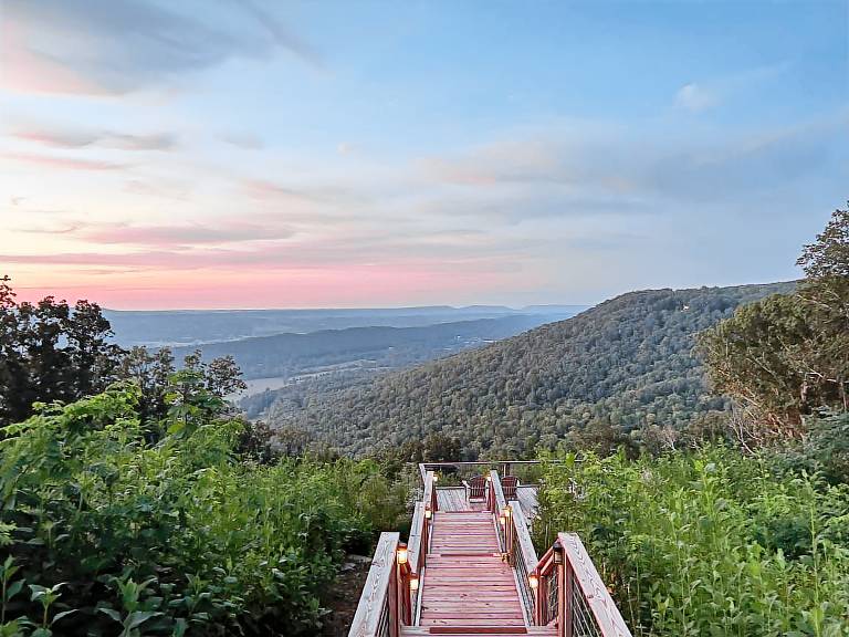 335 m&sup2; Lodge