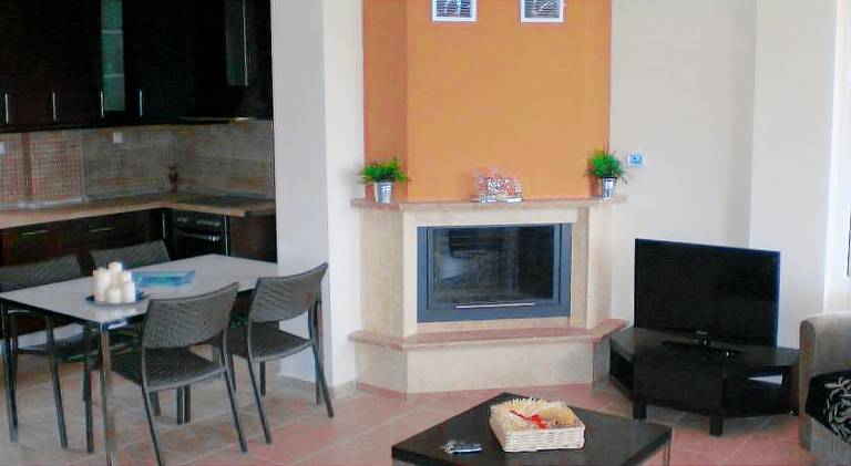 Fully equipped villa with terrace, garden & grill | Perfect for remote work | Pets are welcome — photo 5