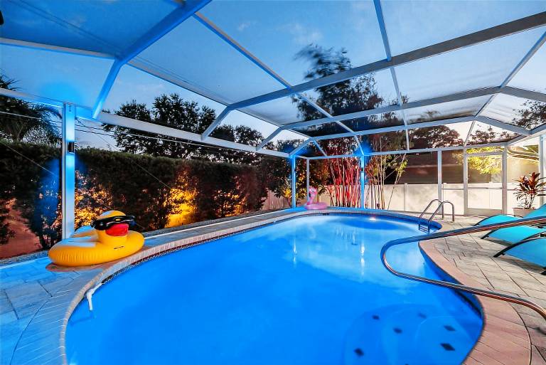 Family-friendly lovely house with private pool, jacuzzi & BBQ | Pets allowed — photo 3