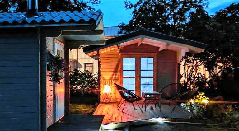 Mere Apartment - Private Yard, Sauna and Pet Friendly — photo 2
