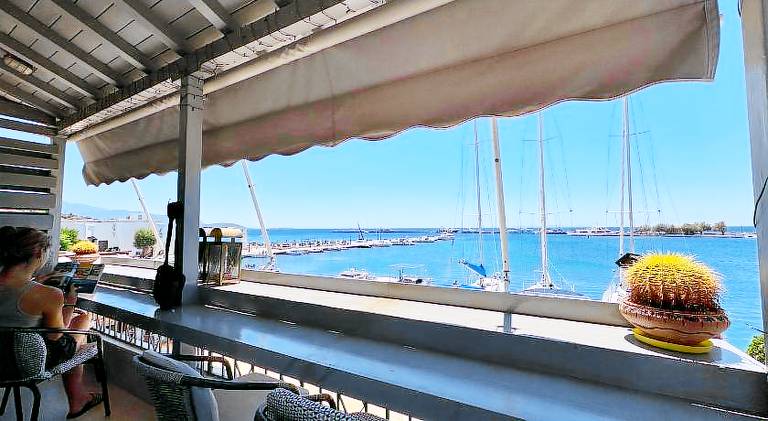 Rental apartment with terrace — photo 3
