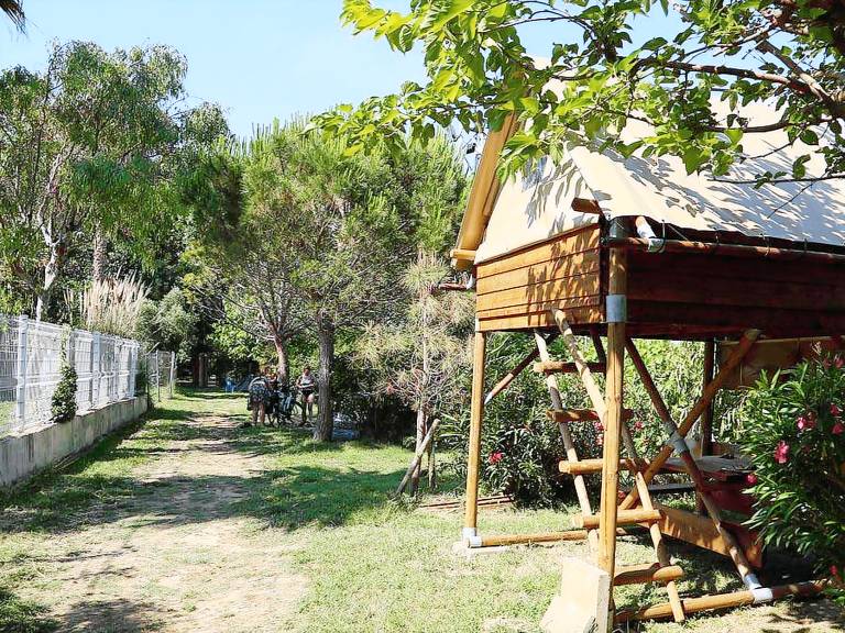 Unusual rental with pool — photo 4
