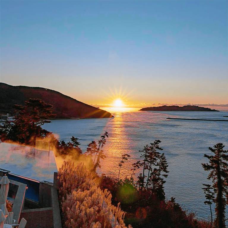 HOTEL SANGSANG & Private Sang Sang Pool Villa