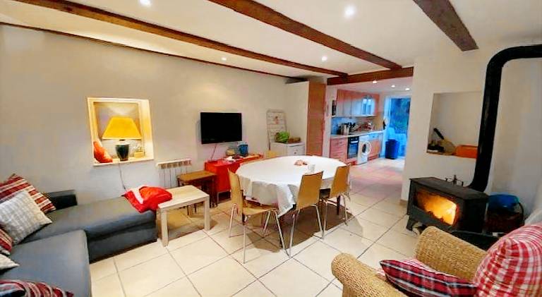 Petit coin de bonheur - 3 chambres & 1 poele a bois — photo 2