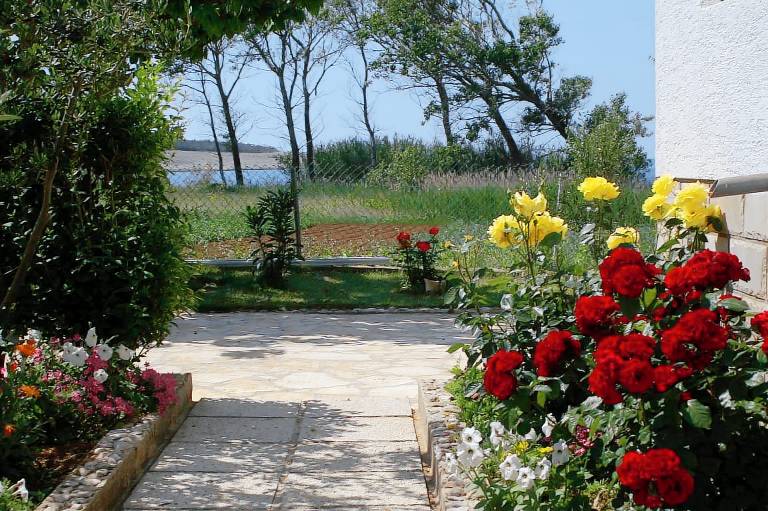 Apartament Povljana