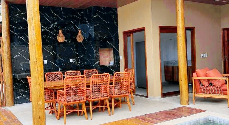 Lodge with patio & yard — photo 5