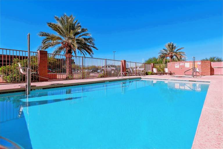 Candlewood Suites Tucson By IHG — photo 2