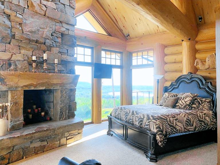 Cabin  Fond du Lac