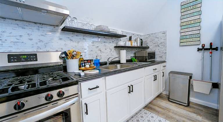 Rental apartment with 2 rooms for 5 persons — photo 3