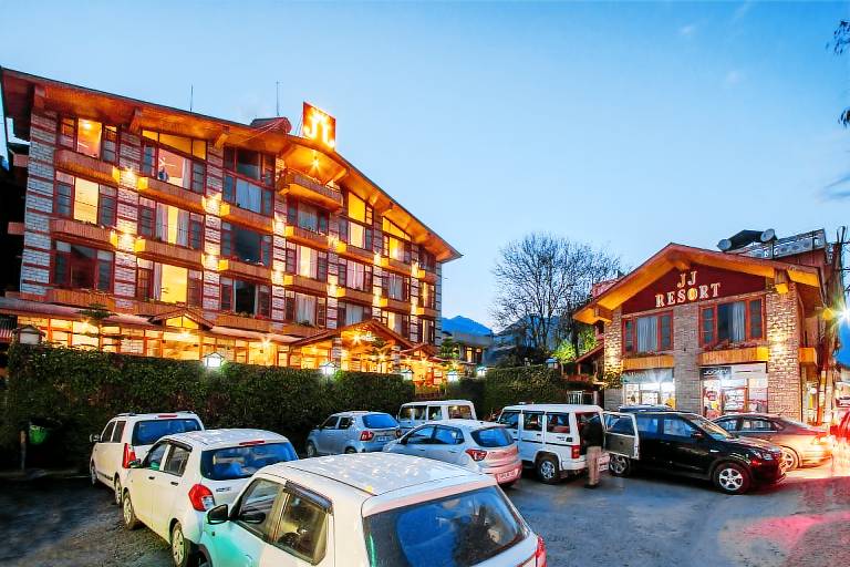 Resort Bhuntar