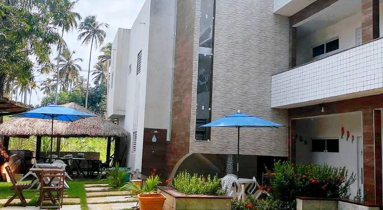 Apartment with terrace — photo 5