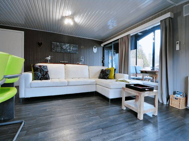House Geel