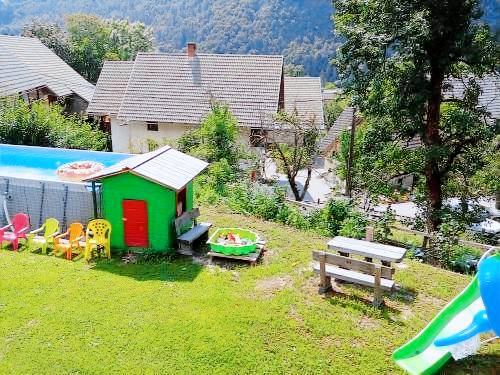 Apartma  Uskovnica