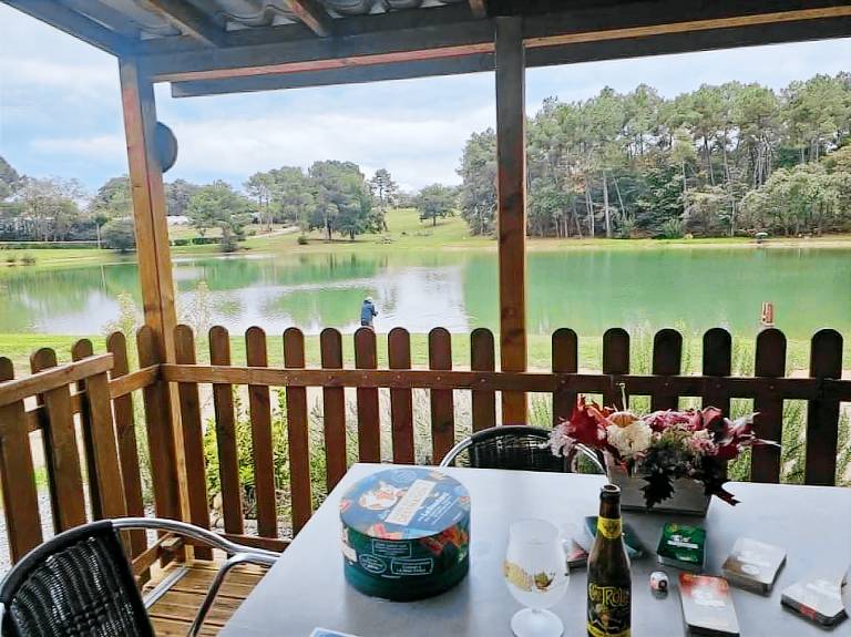 Child-friendly chalet with BBQ & pool | Pet-friendly — photo 3