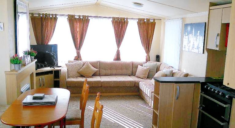 Seaview Burgundy 8 Berth Central heated — photo 2