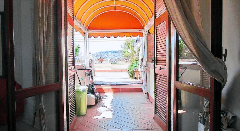 Rental apartment with pool — photo 3
