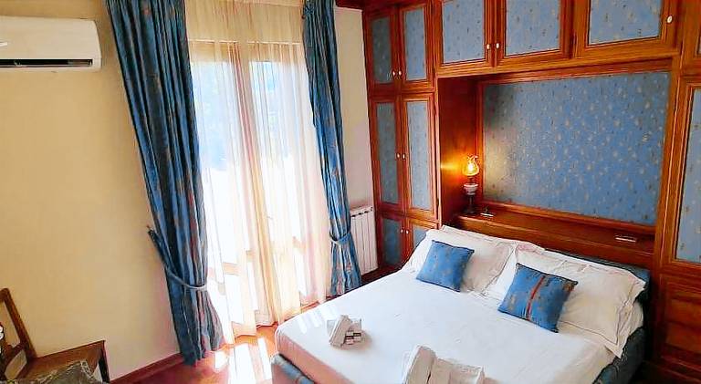 Villa with 4 rooms for 6 persons — photo 2