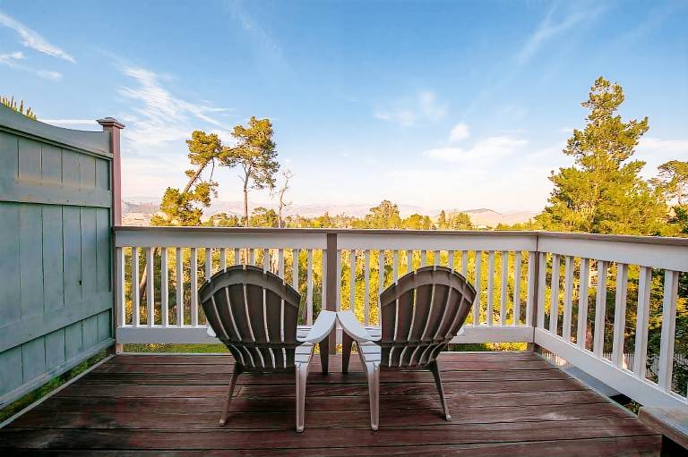 Pleasant lodge with garden, pool & jacuzzi | Dogs allowed — photo 3