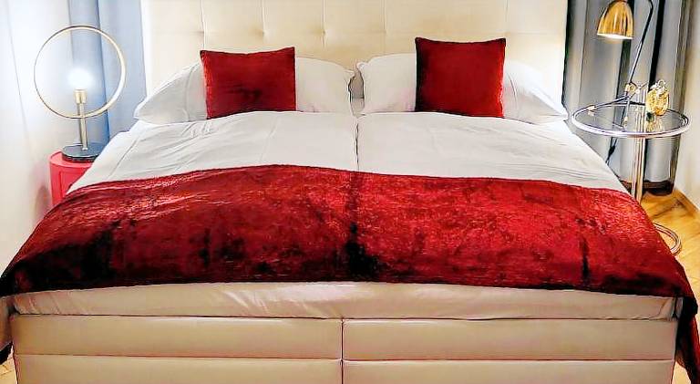 Rental apartment | Next to Prague astronomical clock in Prague