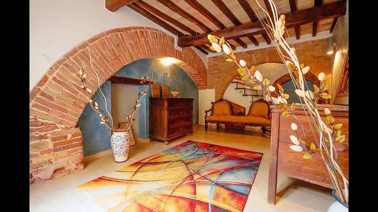 Villa with patio — photo 3