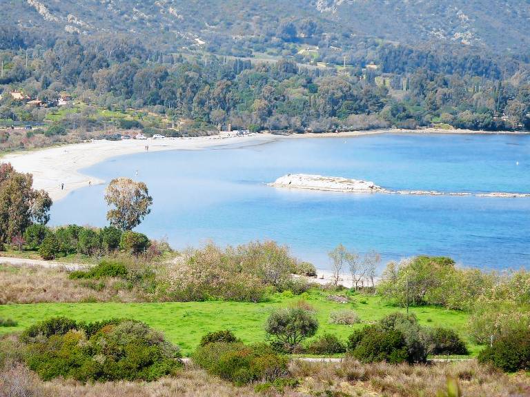 Vacation home with private pool, BBQ & garden | Sea view — photo 2
