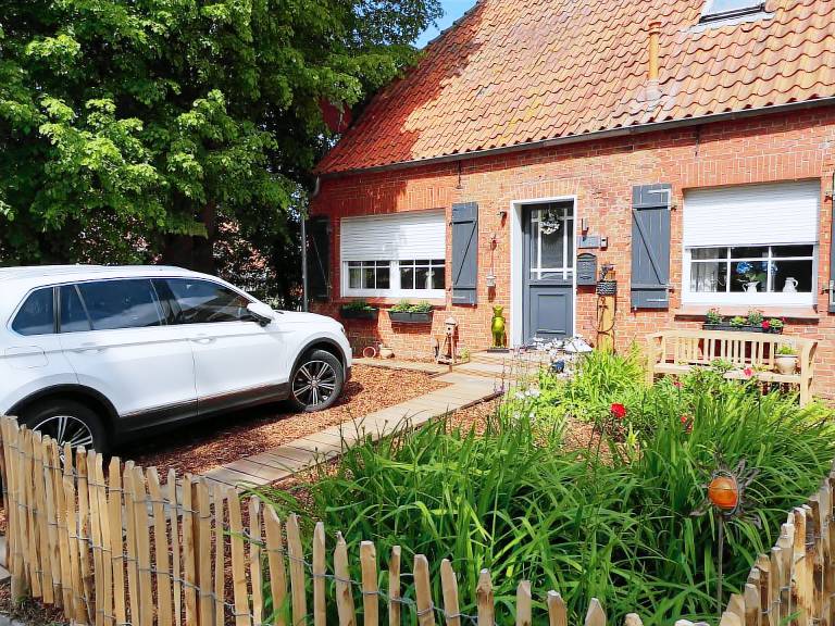 Tolles Ferienhaus in Hamswehrum mit Terrasse und Grill