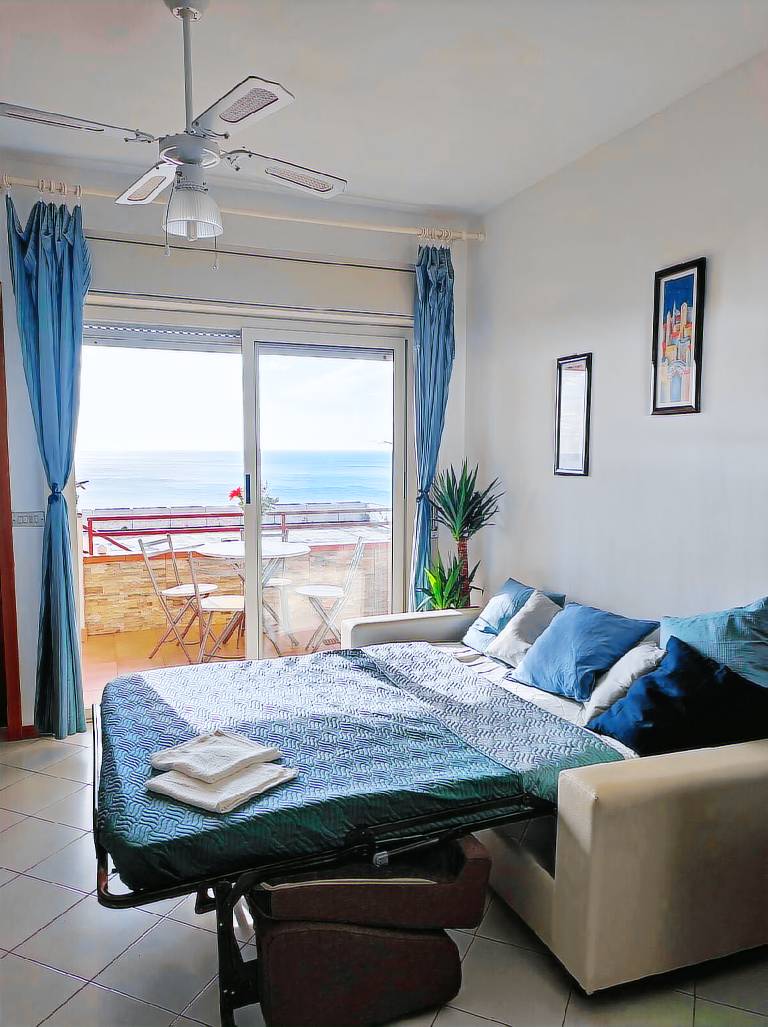 Apartment with terrace & barbecue | Good for workation — photo 2