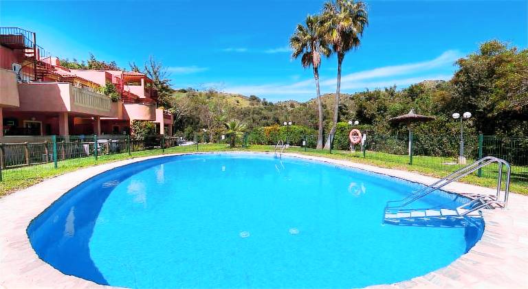 Apartment with pool | Dogs allowed — photo 2