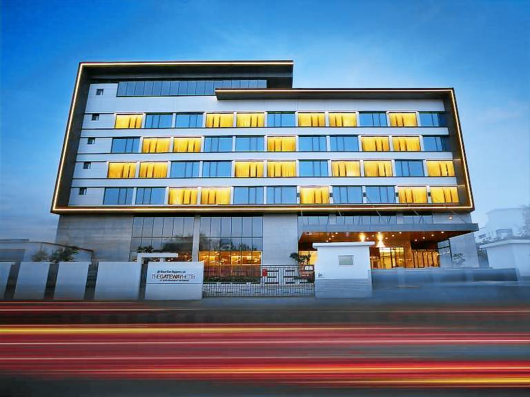 Vivanta Chennai IT Expressway