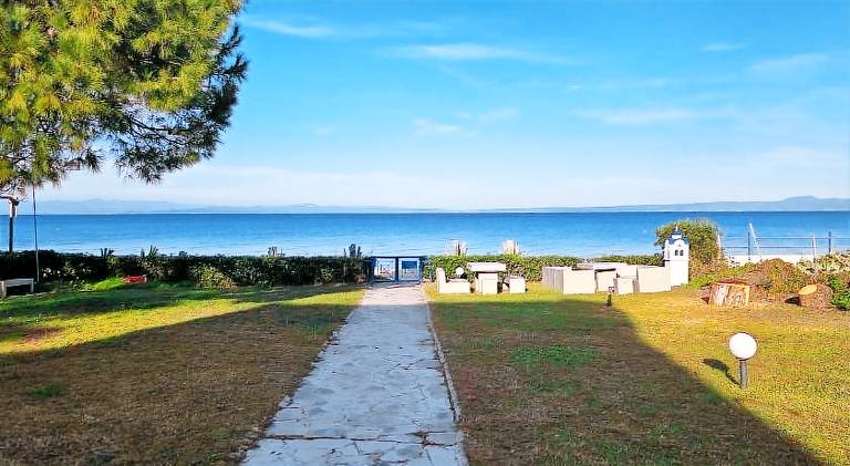 Ageri II Beach Front Apartment — photo 4