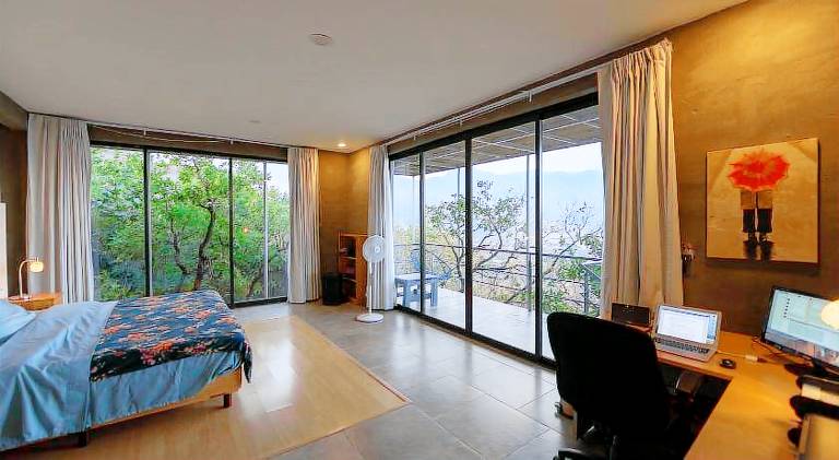 Rental apartment with terrace, pool & hot tub — photo 2