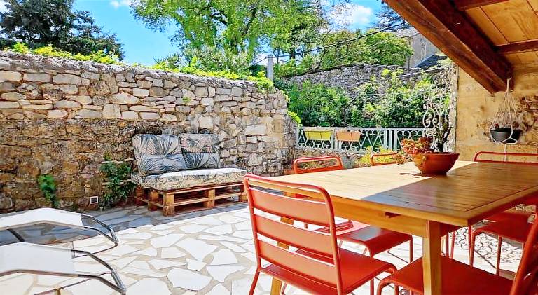 Vacation home with hot tub | Good for workation in Vers-Pont-du-Gard