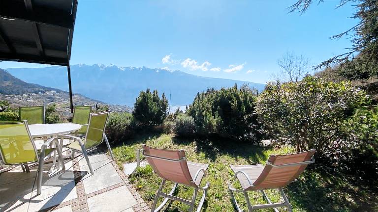     
Ferienhaus ∙ 4 Gäste ∙ 2 Schlafzimmer
