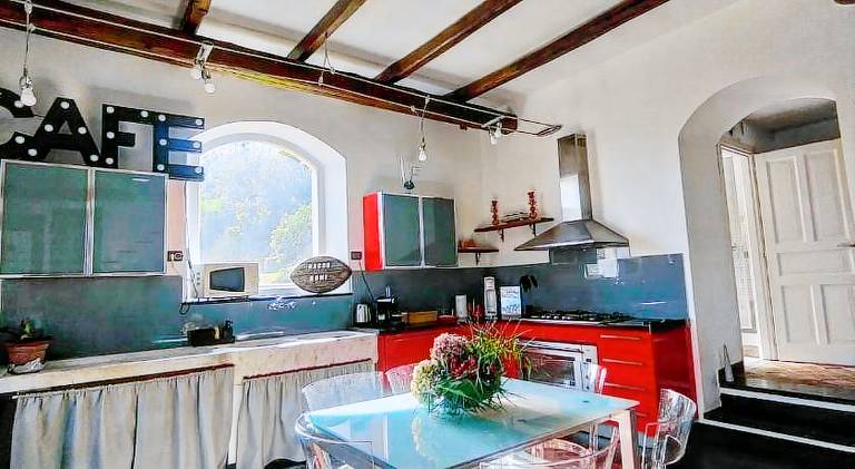 Rental apartment with hot tub — photo 4