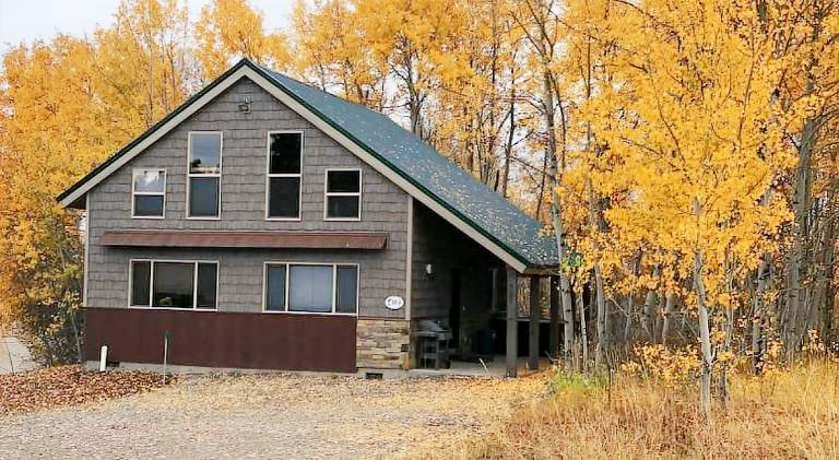 Vacation home with jacuzzi in Island Park, ID